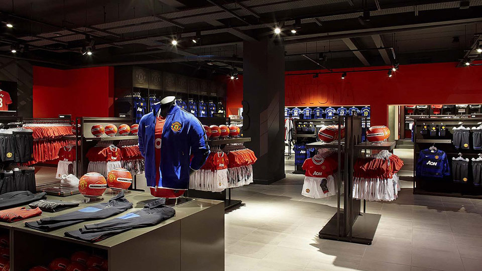 Nike Manchester United Store | Nulty | Lighting Design Consultants
