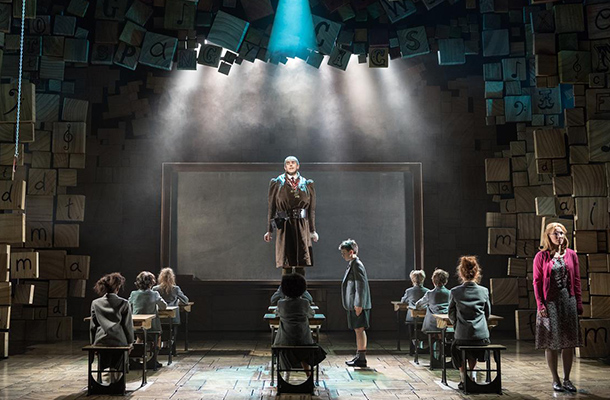 Matilda The Musical Spotlight Scene Lighting Contrast 